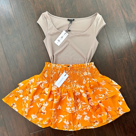 Dynamite Flowy Floral Skirt - Picture 5 of 5